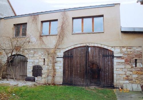 Atelierhaus-Hof-im Jahr 2000