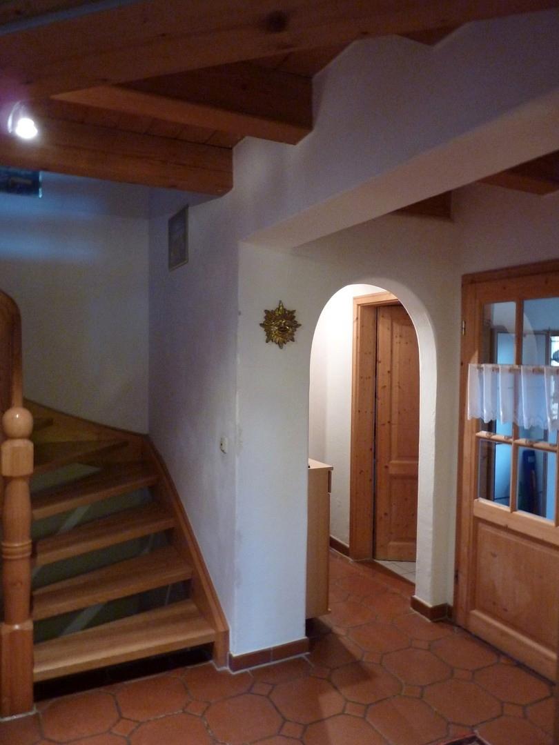 EG_Flur-Garderobe-WC-Treppe