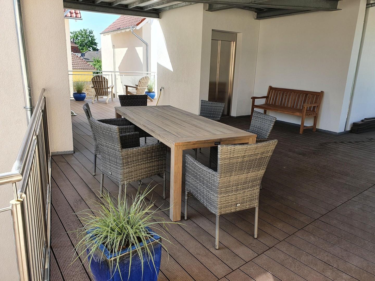 Überdachte Gem.terrasse