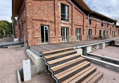 Eingang über Sonnendeck