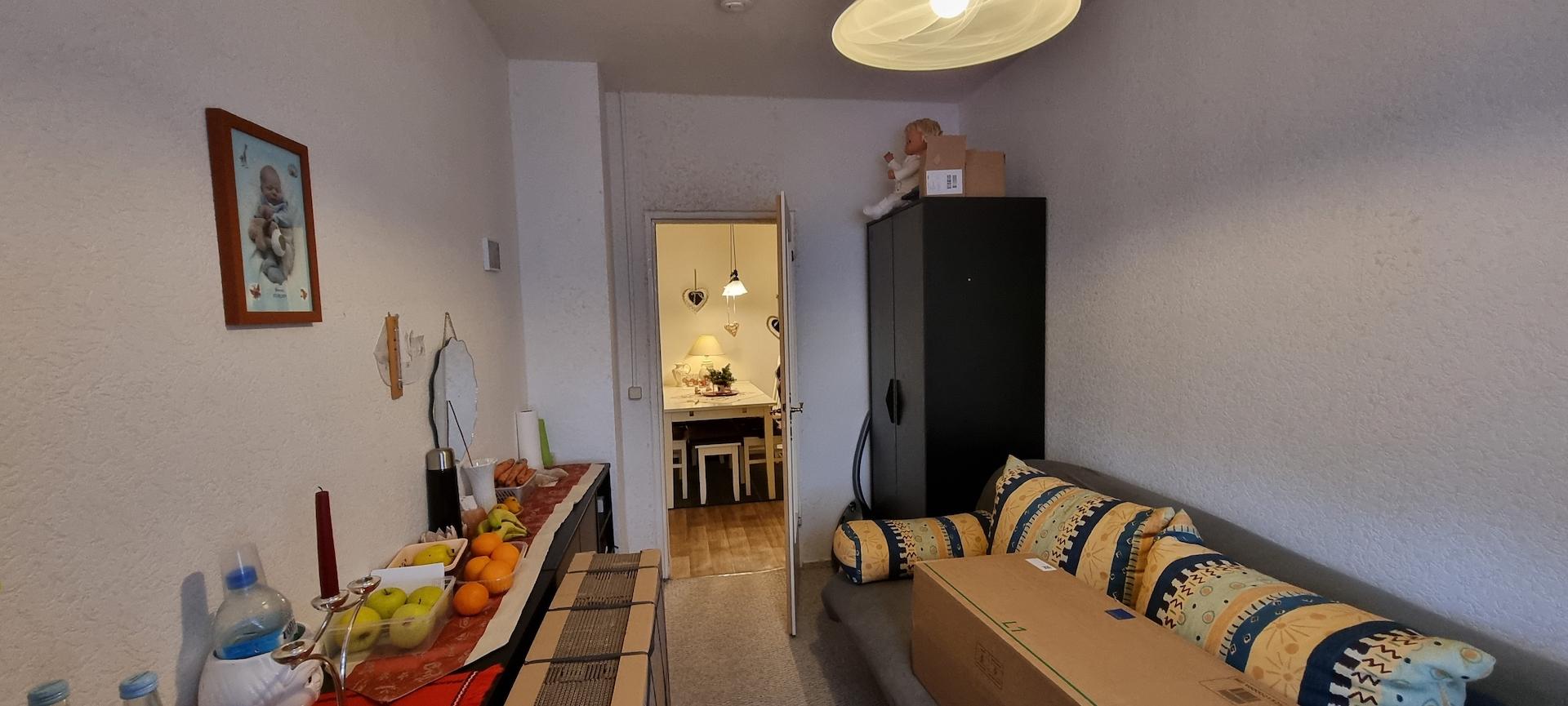 Zimmer links
