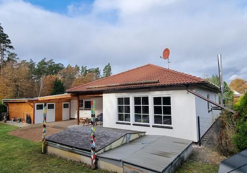 Blick Richtung Doppelcarport