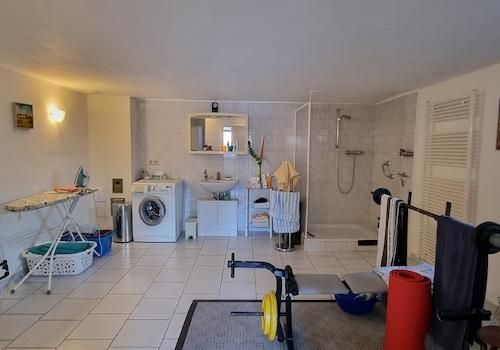 Raum vor dem Gästezimmer UG