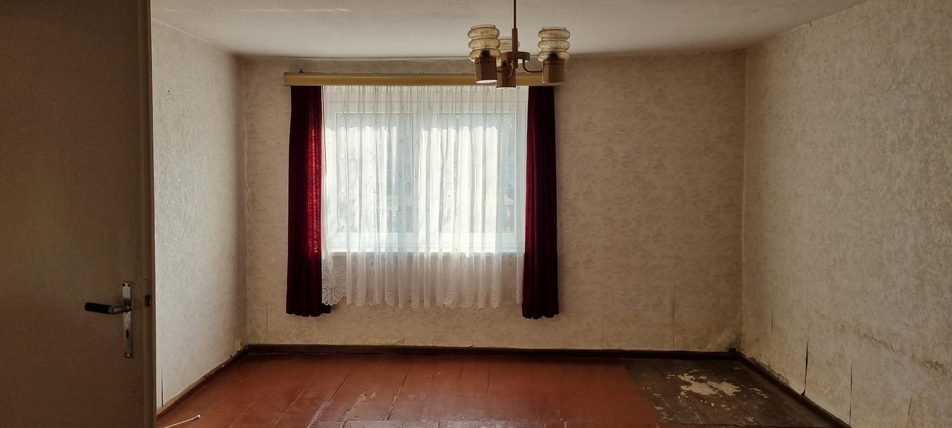 Weiteres Zimmer - Straßenseite