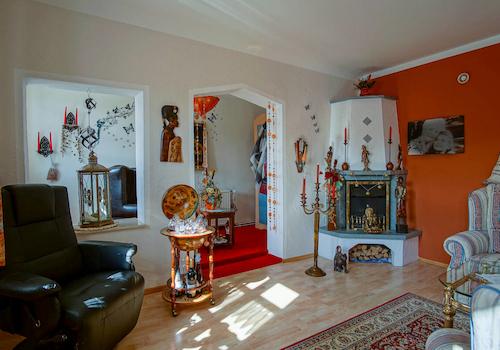 Wohnzimmer mit Kaminecke 2