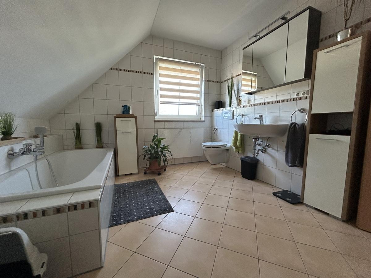 Badezimmer DG