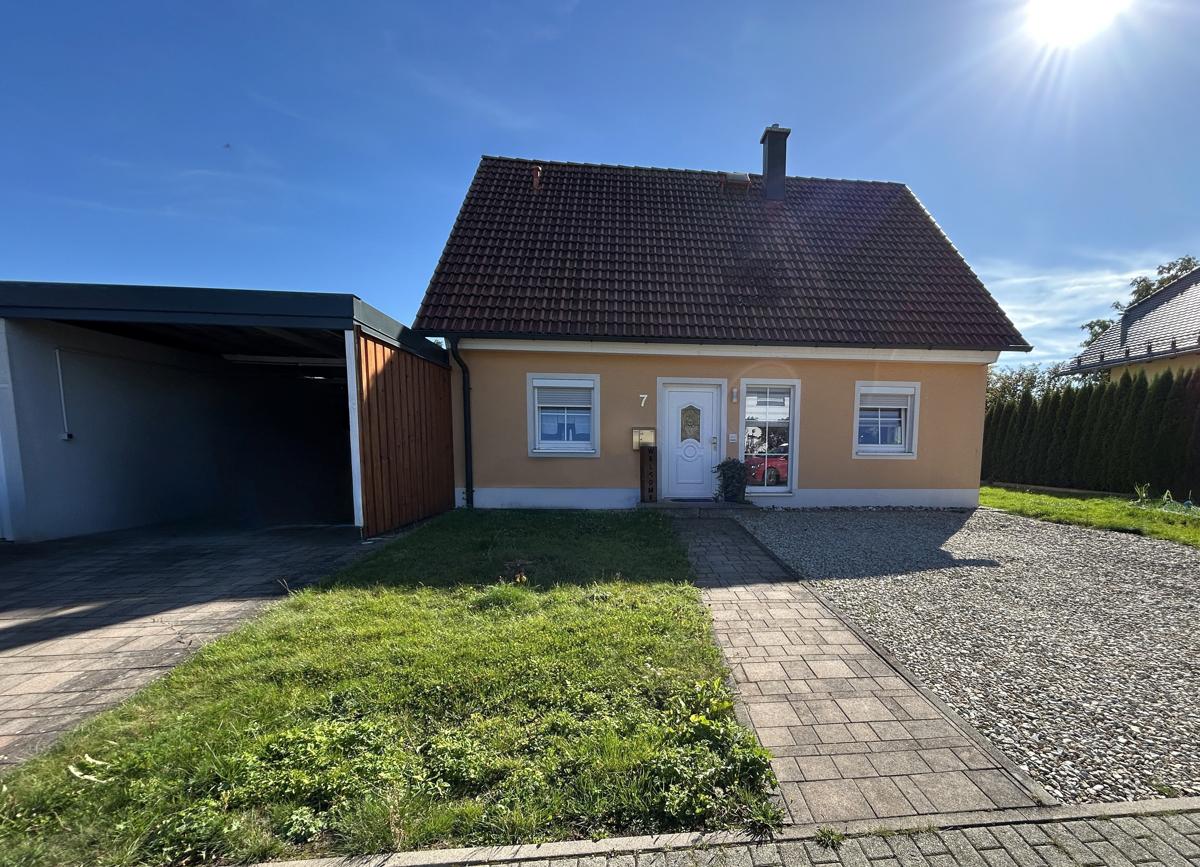 Vorderseite Haus