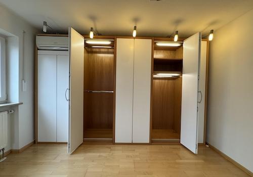 1OG Schlafzimmer Einbauschrank
