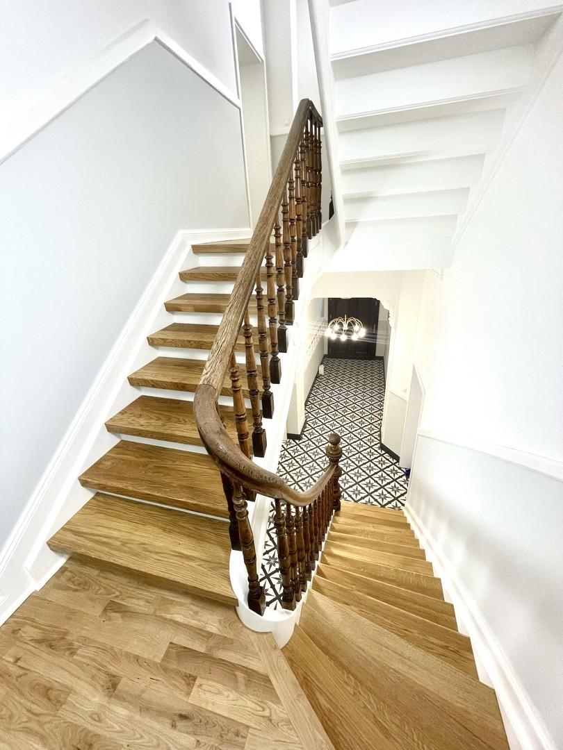 saniertes Treppenhaus