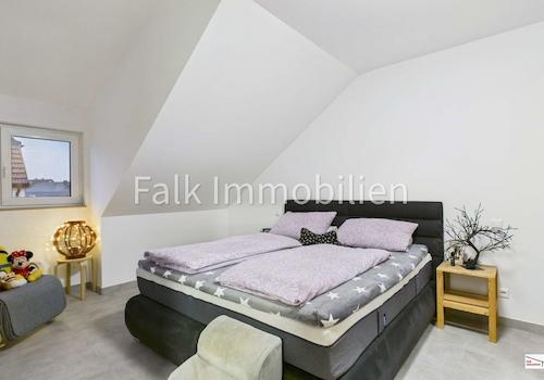 Schlafzimmer 1 (DG)