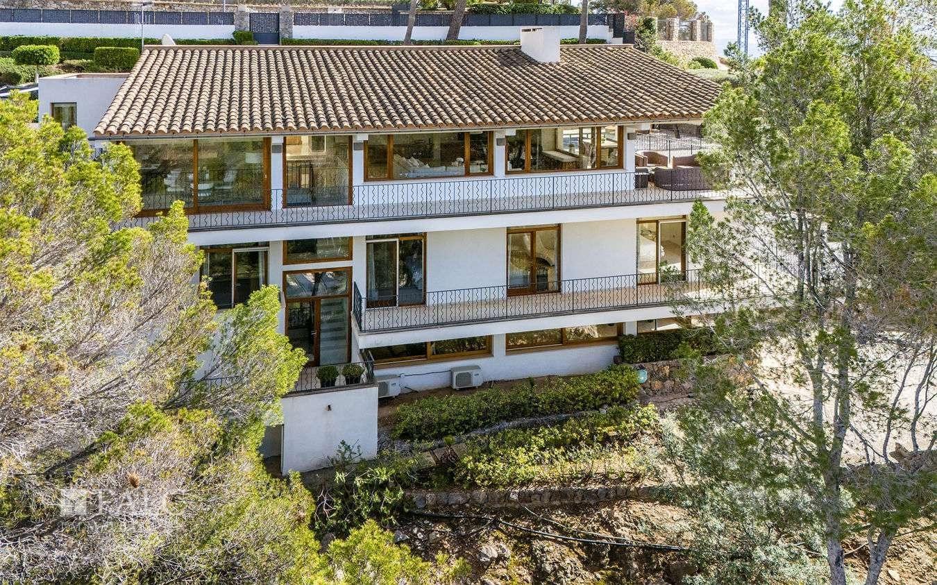 Außenansicht der Villa in Son Vida