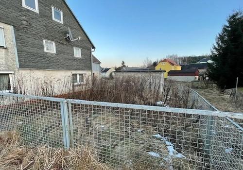 Gartenanteil vor Haus