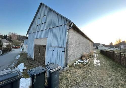 Scheunenanbau mit Weg