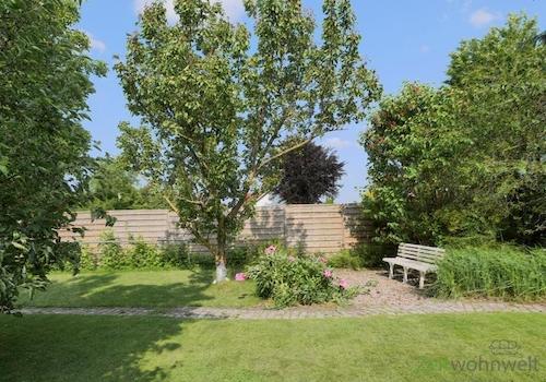 phantastischer Garten am Haus