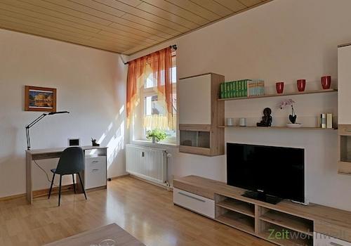 Schreibtisch im Wohnzimmer