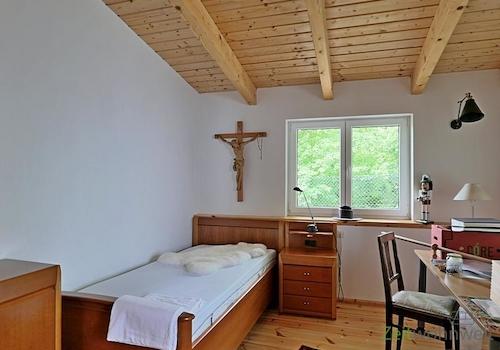 kleines Schlafzimmer
