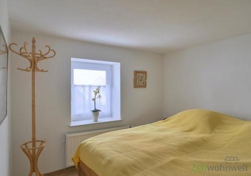 Blick ins Schlafzimmer