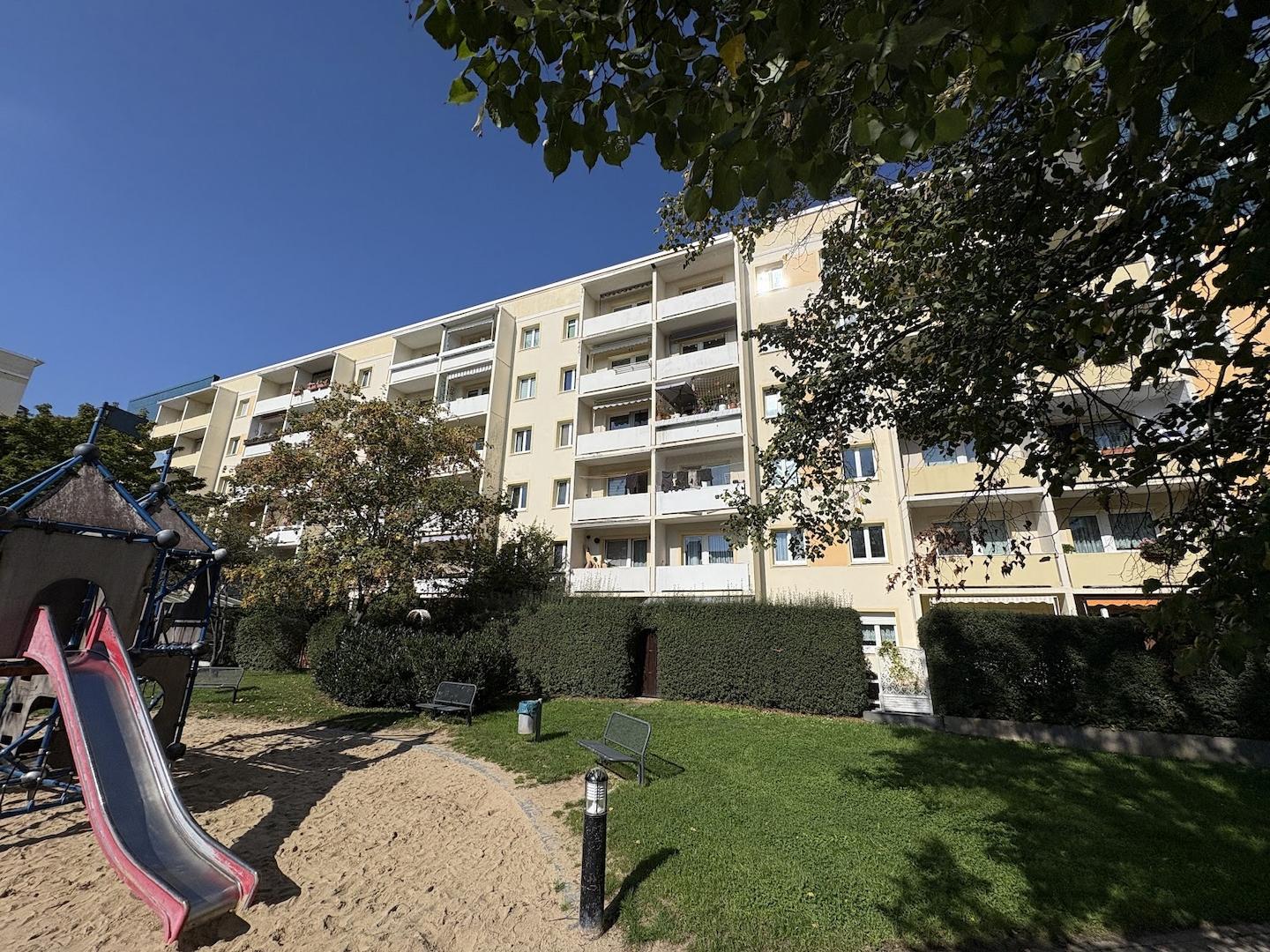 Zeulsdorfer Straße 27-37 Balkonseitig