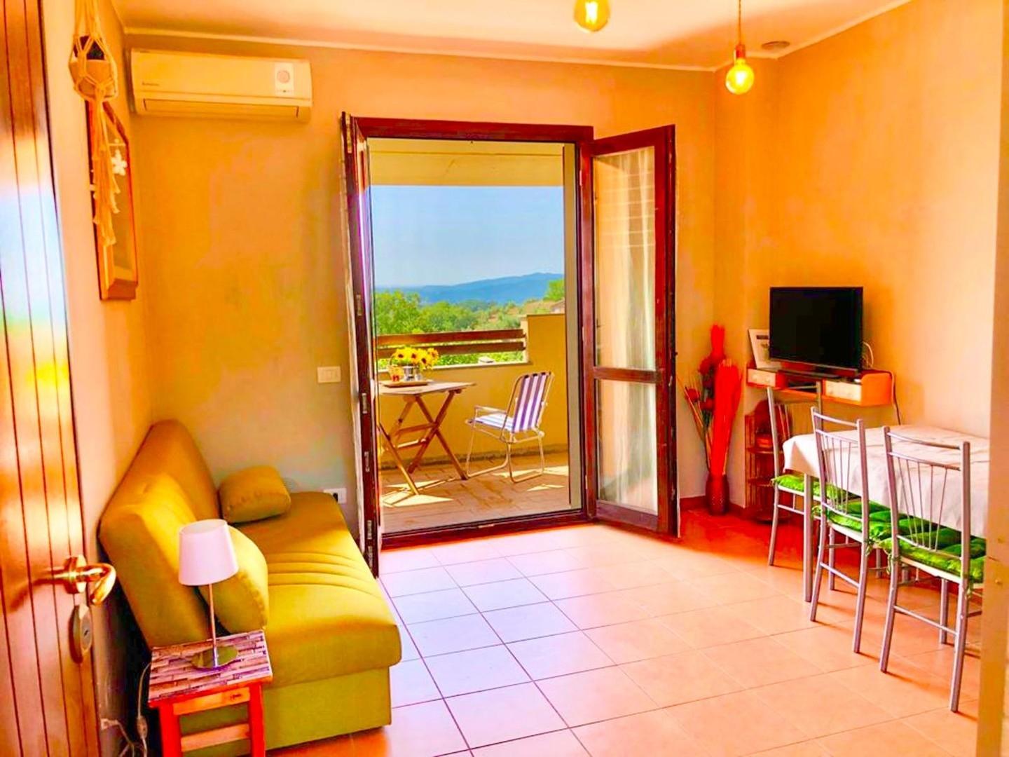 Wohnbereich mit Schlafcouch