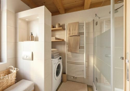 DG Bad - (KI generiert)