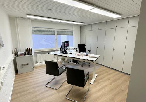 Büro EG