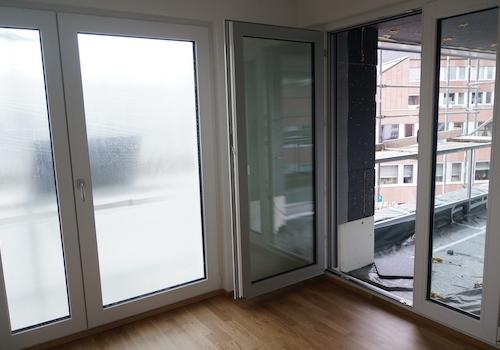 KiZi-1 mit Blick zum Balkon