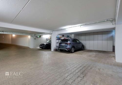 Tiefgarage 2 Stellplätze