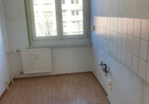 Küche mit Fliesenspiegel