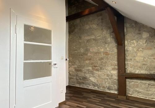 Raum der Dachgeschosswohnung