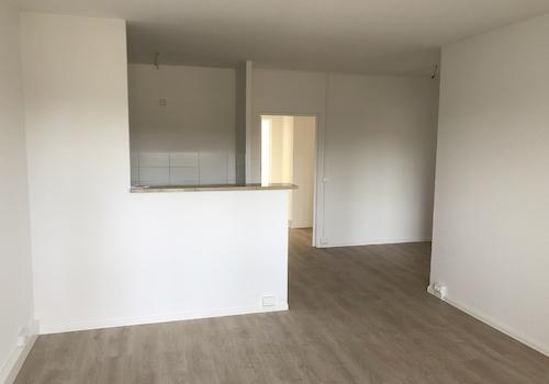 Blick Küche mit Tresen