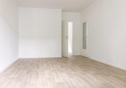 Muster Wohnzimmer_Blick vom Balkon1