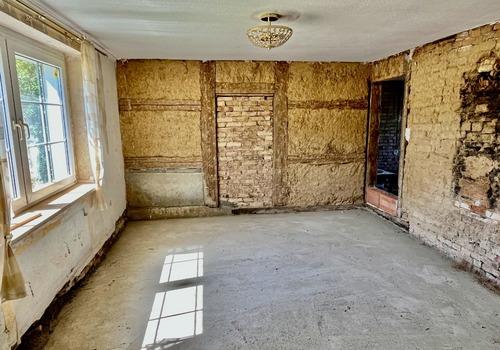 Zimmer Straßenseite 