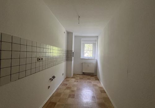 Küche mit Fenster Beispielbild