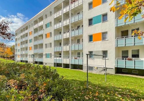 Ansicht Balkonseite_Zaderastraße 54-60_Herbst