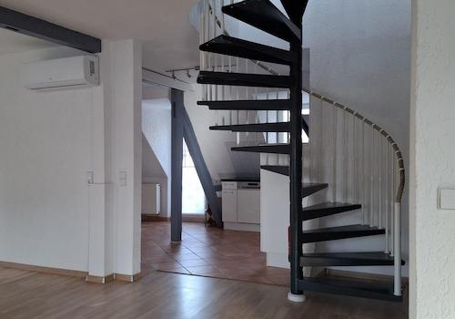 Wendeltreppe zum Schlafzi.