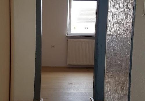 Blick v. SZ in die Ankleide