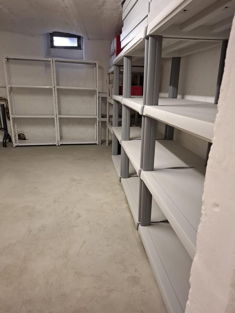 Großer Raum, Keller