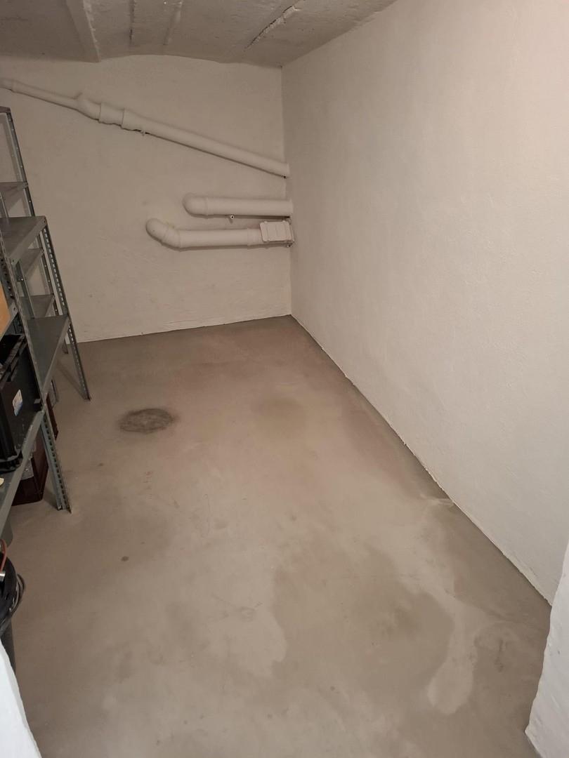 Kleiner Raum, Keller