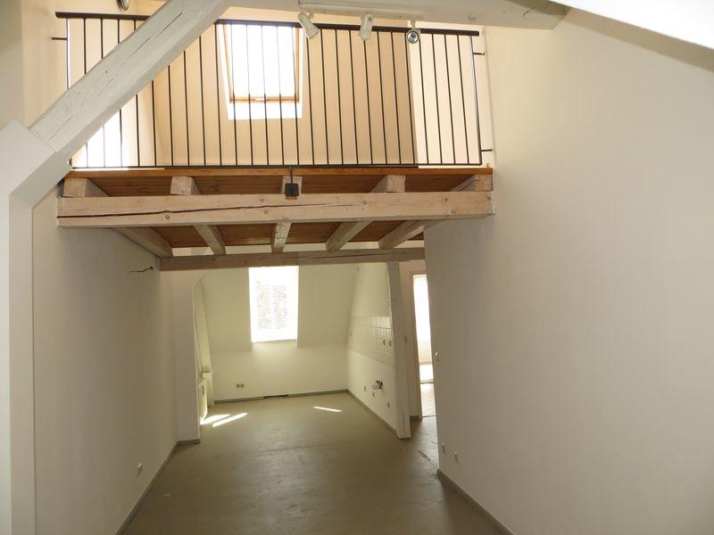 Küchenbereich - Wohnzimmer rechts