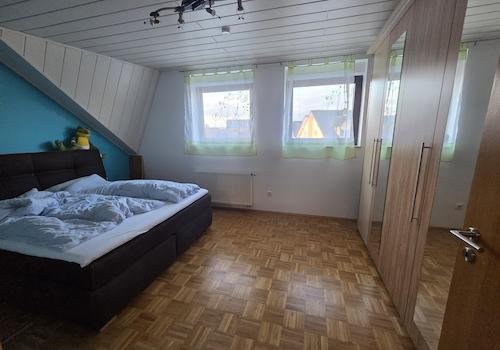 Schlafzimmer OG