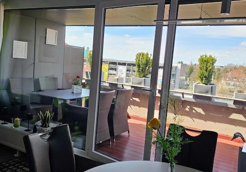 Wohnzimmer Block nach Aussen