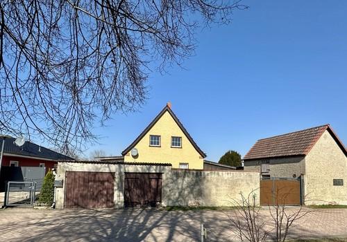 Predätzer Weg-Zufahrt &Eingang