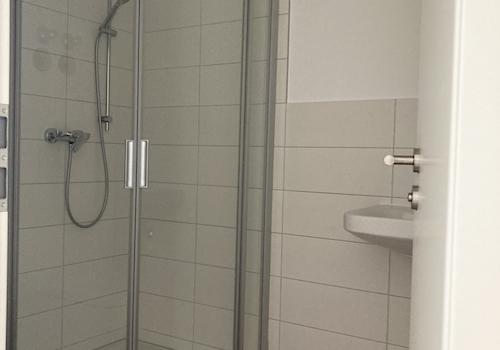 Gästebad mit Dusche