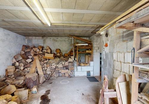 Keller Holzlager_Gartengeräte