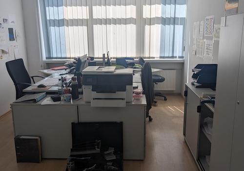 Büro 2v3 im EG