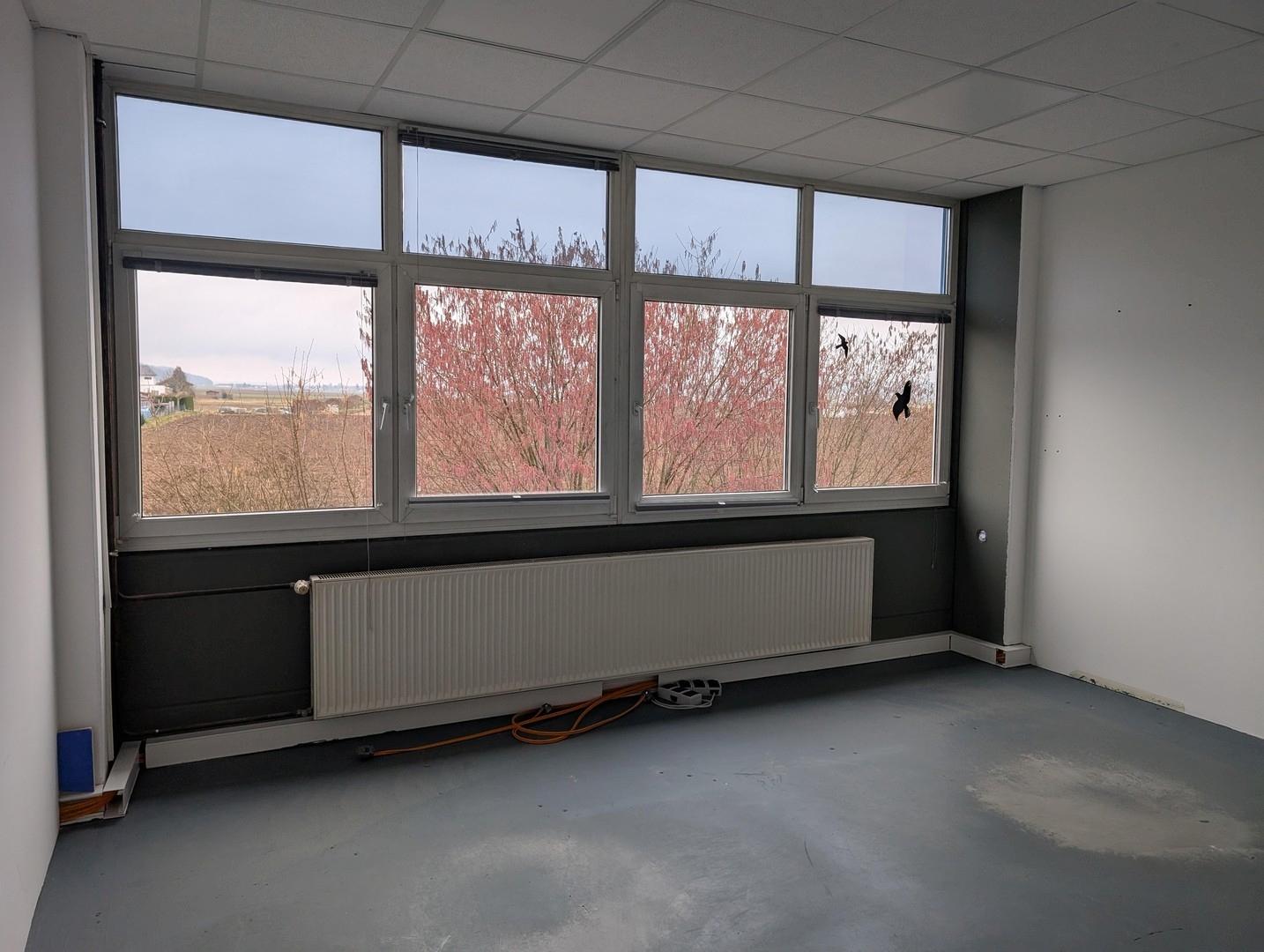 OG: Klimatisierte Büros (2v3)