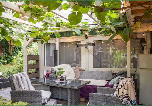 Überdachte Terrasse