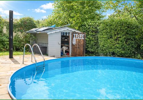 Poolschuppen am Pool
