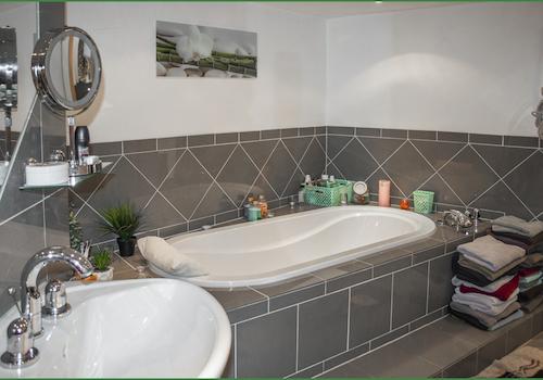 Badewanne im Untergeschoss