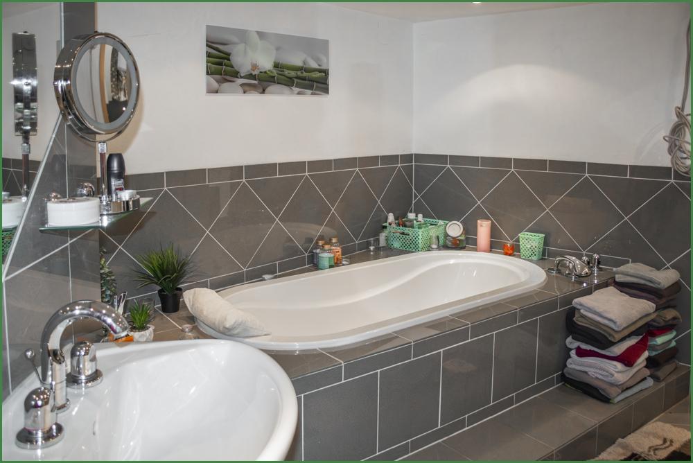 Badewanne im Untergeschoss